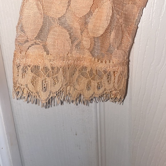 Free People dress. Sheer leaf patterned overlay; attached slip - Picture 4 of 6